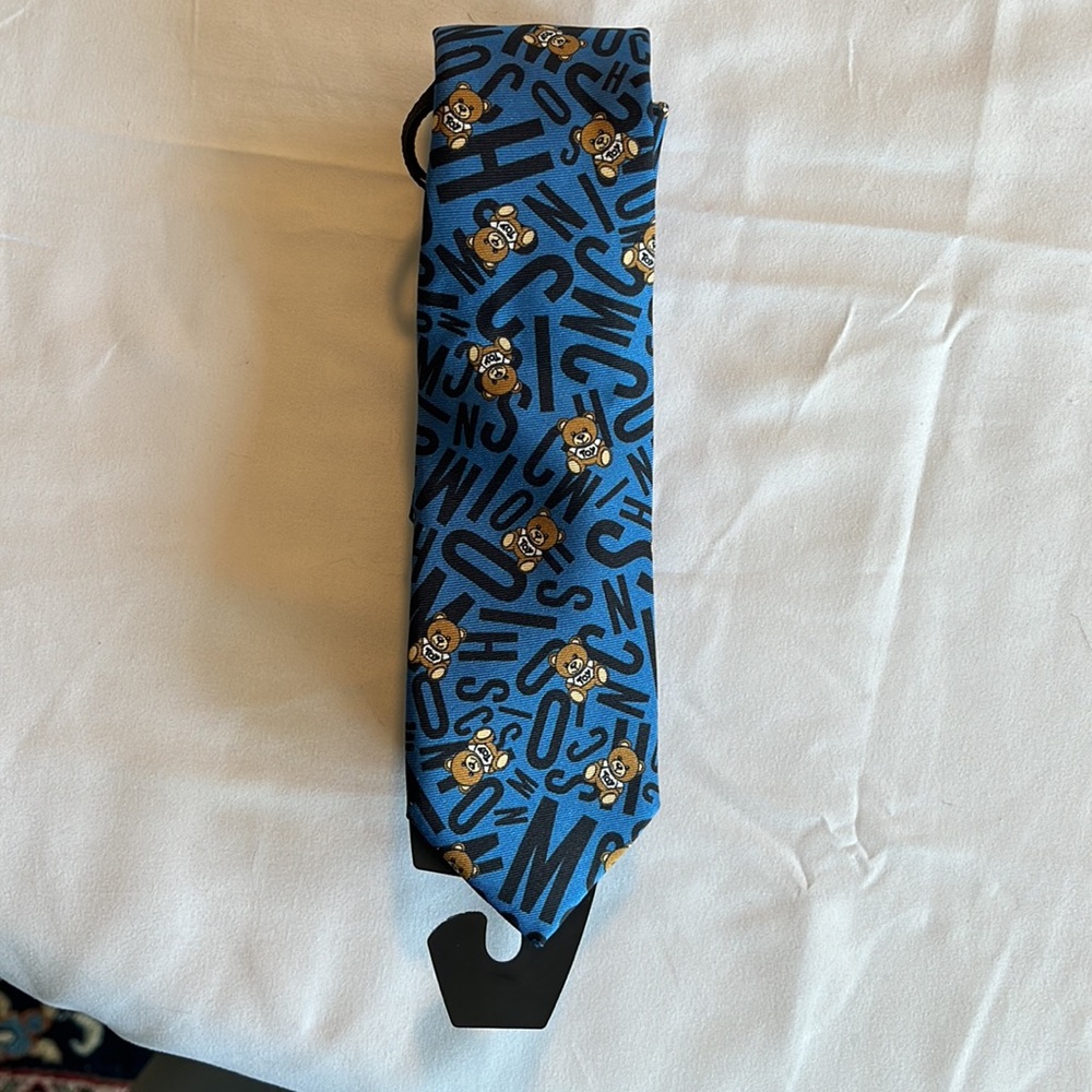 $150 Moschino Bear Logo Necktie Tie NWT